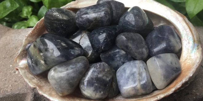 Crystals to Develop Your Intuition