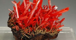 Crocoite